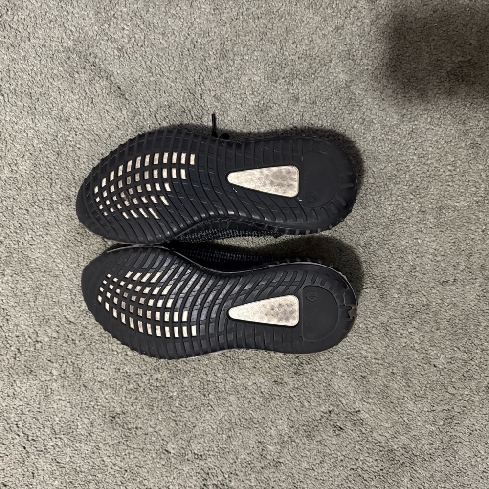 Stylish sneakers - Picture 5 of 6